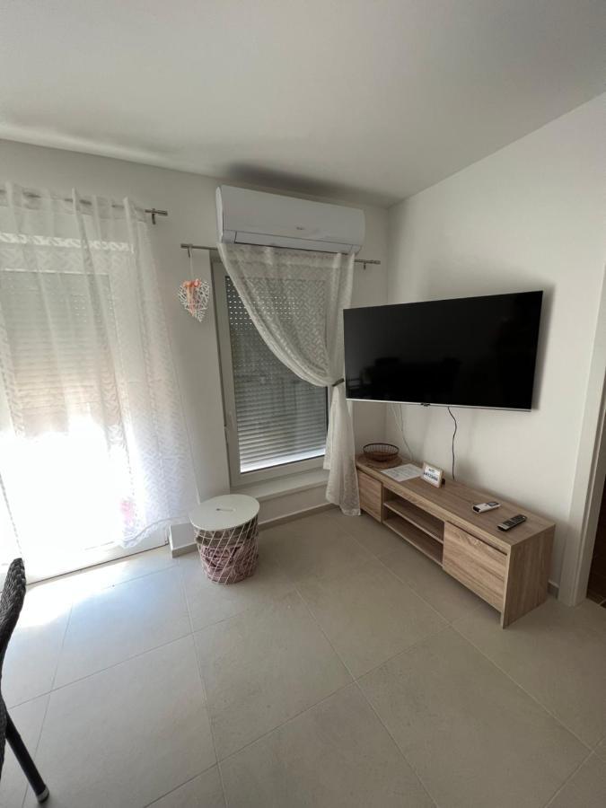 Janhaz Apartman Revfueloep 外观 照片