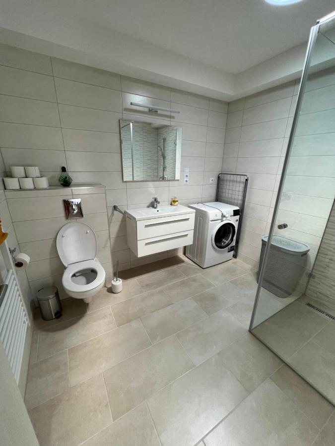 Janhaz Apartman Revfueloep 外观 照片